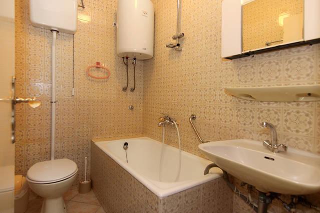Eco-Apartments With Nice Garden Baska Voda Ngoại thất bức ảnh