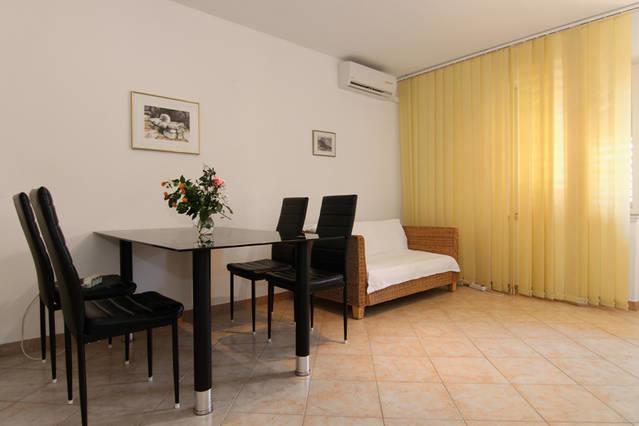 Eco-Apartments With Nice Garden Baska Voda Ngoại thất bức ảnh